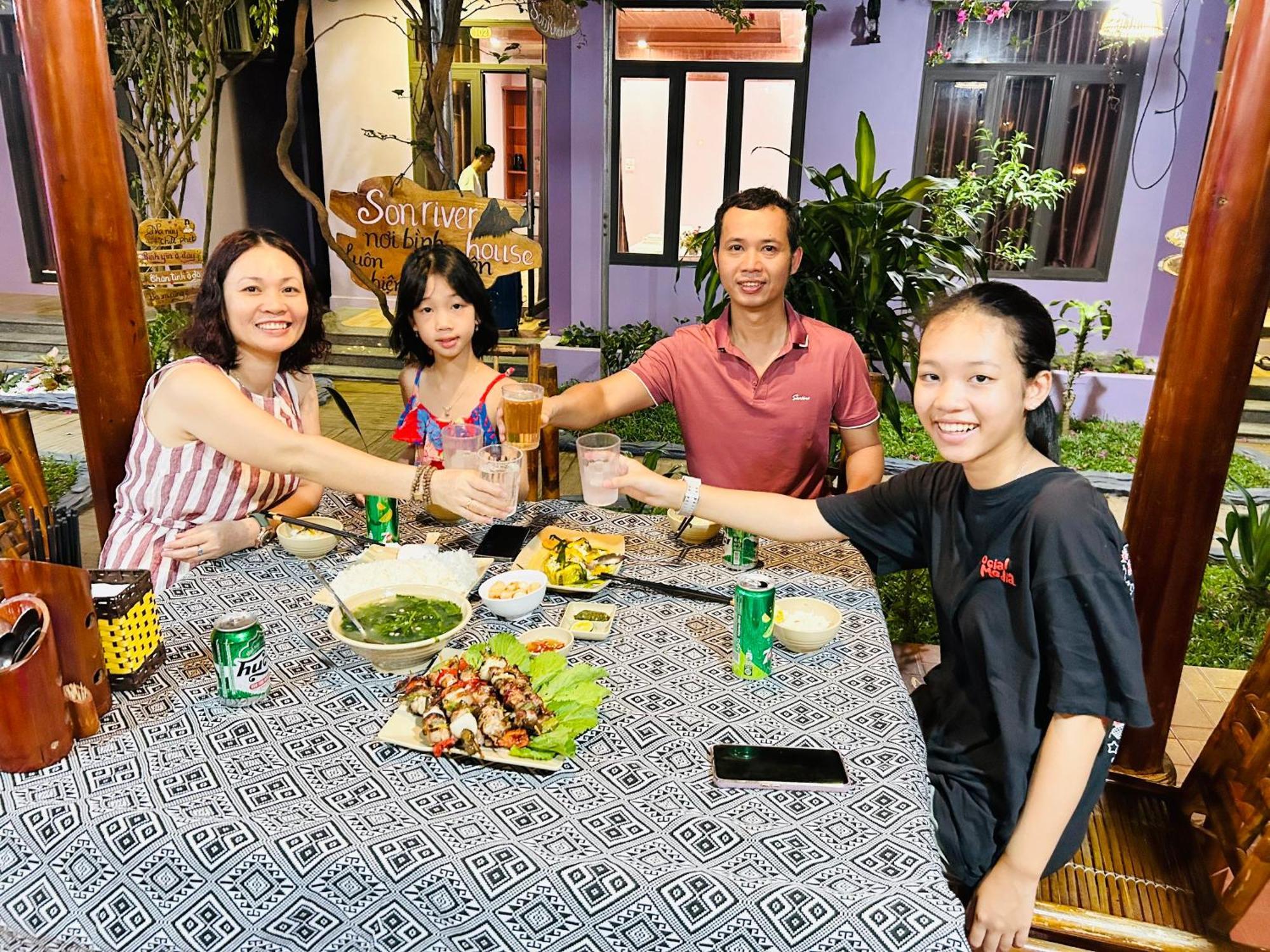 Son River House Phong Nha Exterior foto
